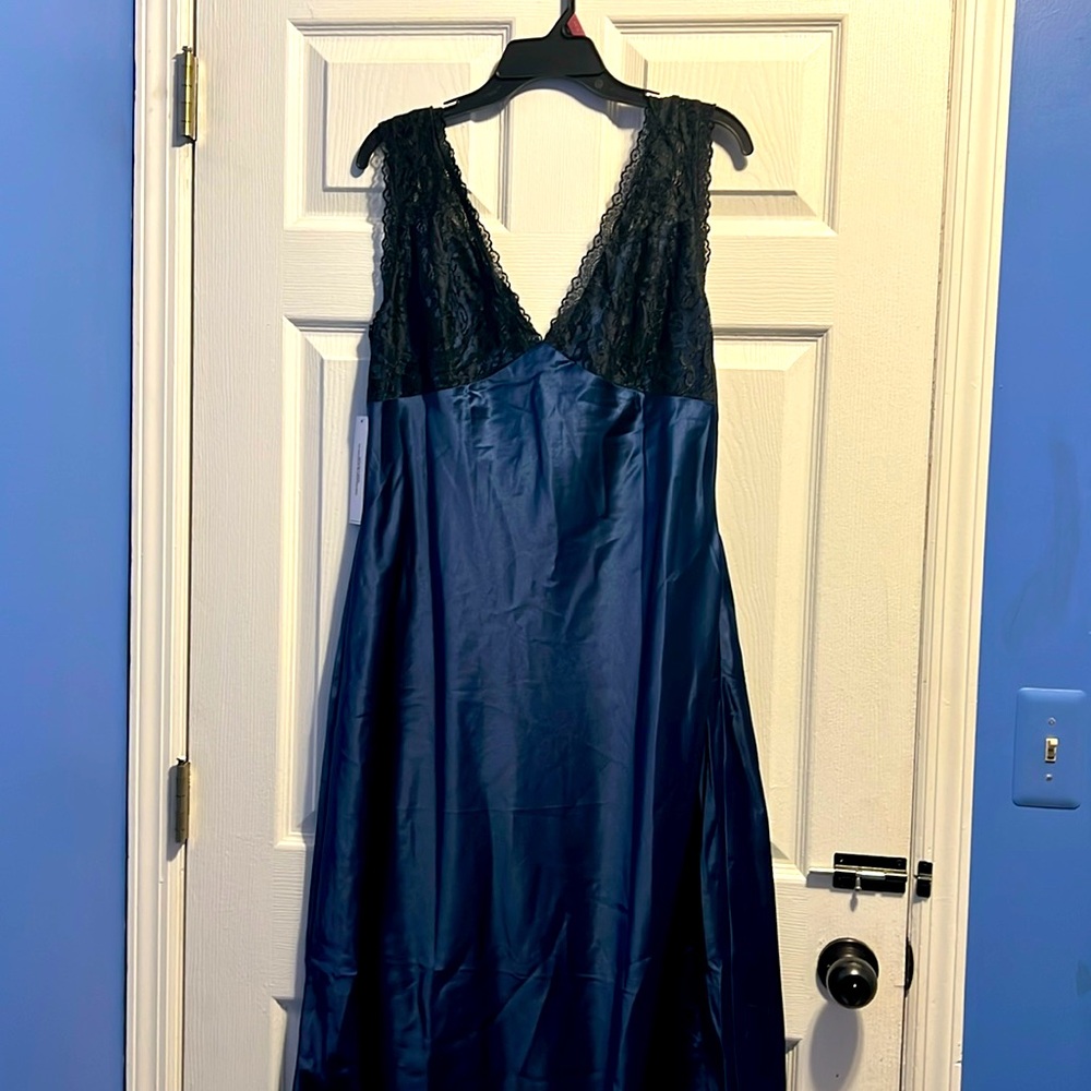 Navy Blue. Voila Lace Maxi Dress. Size 12. Brand new.
